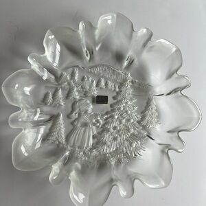 Mikasa Frosted Glass Crystal Christmas Story Round Canape Serving Platter 13.5”